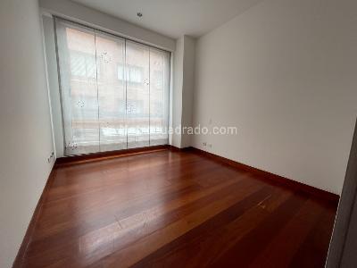Apartamento de 3 alcobas en venta en Chico Norte, Bogotá, 198 m² · foto 17 de 19