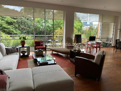 Apartamento de 3 alcobas en venta en Chico Norte, Bogotá, 198 m² · foto 4 de 19