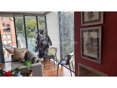 Apartamento de 2 alcobas en venta en Los Rosales, Bogotá, 102 m² · foto 4 de 20