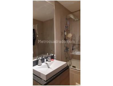 Apartamento de 2 alcobas en venta en Los Rosales, Bogotá, 102 m² · foto 11 de 20