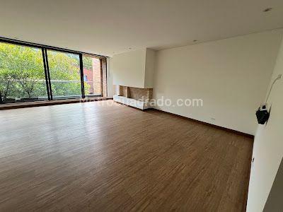 Apartamento de 2 alcobas en venta en Santa Barbara Alta, Bogotá, 189 m² · foto 16 de 19