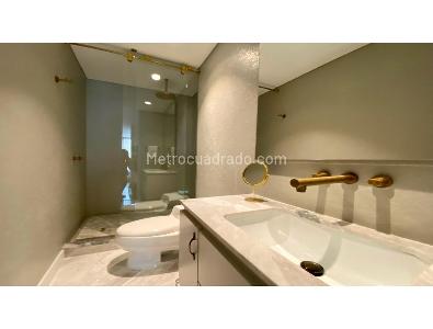 Apartamento de 4 alcobas en venta en Chico Norte, Bogotá, 181 m² · foto 11 de 18