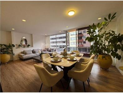 Apartamento de 3 alcobas en venta en Chico Norte, Bogotá, 176 m² · foto 4 de 19