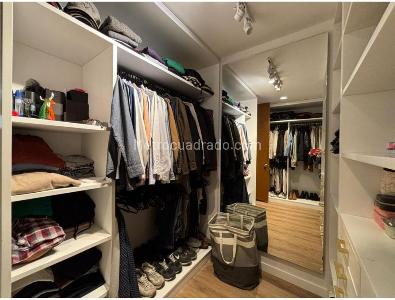 Apartamento de 3 alcobas en venta en Chico Norte, Bogotá, 176 m² · foto 17 de 19