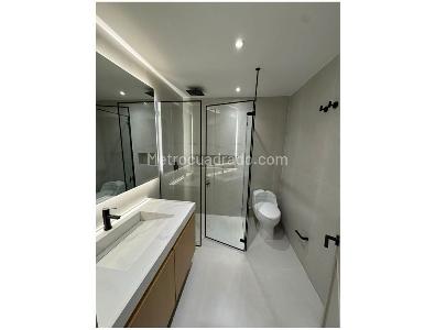 Apartamento en venta en Los Rosales, Bogotá · foto 2 de 13