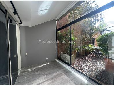 Apartamento de 4 alcobas en venta en Santa Ana Occidental, Bogotá, 230 m² · foto 10 de 14
