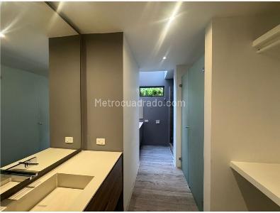 Apartamento de 4 alcobas en venta en Santa Ana Occidental, Bogotá, 230 m² · foto 2 de 14