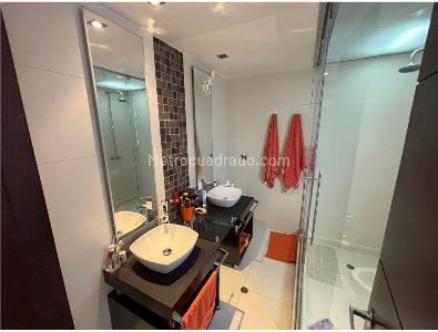Apartamento en venta en Santa Barbara Central, Bogotá · foto 14 de 15