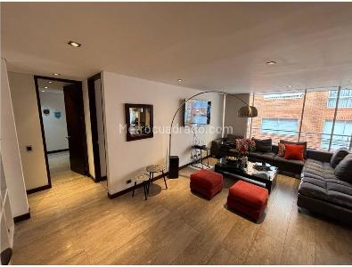 Apartamento en venta en Santa Barbara Central, Bogotá · foto 2 de 15