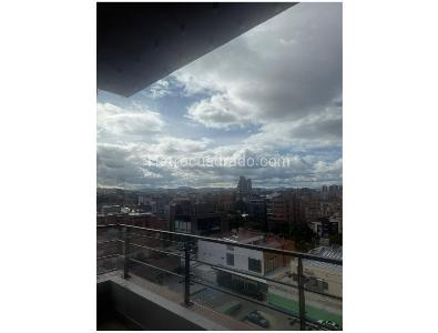 Apartamento de 3 alcobas en venta en San Patricio, Bogotá, 137 m² · foto 3 de 12