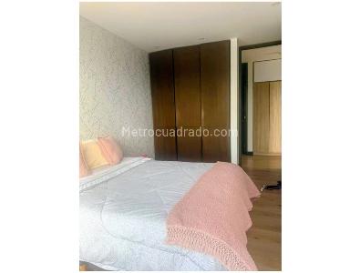 Apartamento de 3 alcobas en venta en San Patricio, Bogotá, 137 m² · foto 6 de 12