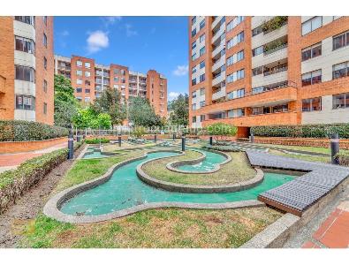 Apartamento de 3 alcobas en venta en Santa Ana Occidental, Bogotá, 202 m² · foto 16 de 16