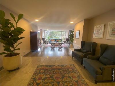 Apartamento de 3 alcobas en venta en Chico Alto, Bogotá, 250 m² · foto 16 de 18