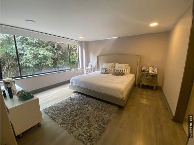 Apartamento de 3 alcobas en venta en Chico Alto, Bogotá, 250 m² · foto 17 de 18
