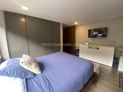 Apartamento de 3 alcobas en venta en Chico Alto, Bogotá, 250 m² · foto 11 de 18