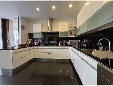 Apartamento de 4 alcobas en venta en La Cabrera, Bogotá, 356 m² · foto 10 de 13