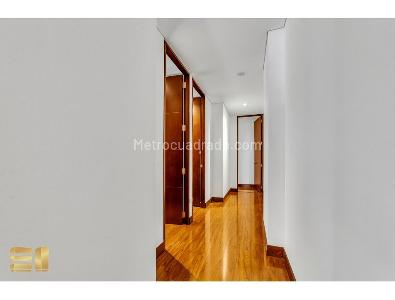 Apartamento en venta en Chico Navarra, Bogotá · foto 17 de 18
