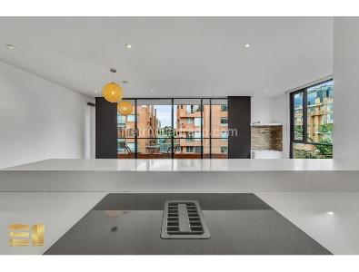 Apartamento en venta en Chico Navarra, Bogotá · foto 3 de 18