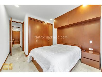 Apartamento de 3 alcobas en venta en Parque Del Virrey, Bogotá, 138 m² · foto 4 de 13