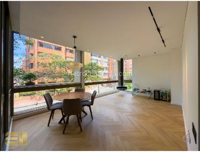 Apartamento de 3 alcobas en venta en Chico Norte, Bogotá, 165 m² · foto 17 de 19