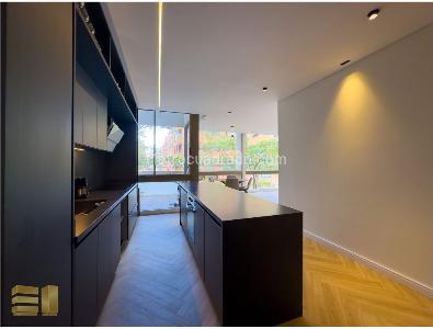 Apartamento de 3 alcobas en venta en Chico Norte, Bogotá, 165 m² · foto 18 de 19