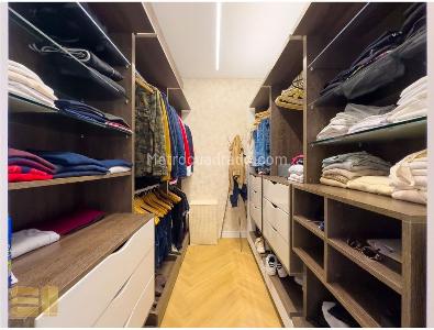 Apartamento de 3 alcobas en venta en Chico Norte, Bogotá, 165 m² · foto 11 de 19