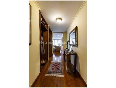 Apartamento de 3 alcobas en venta en Chico Norte, Bogotá, 188 m² · foto 14 de 16
