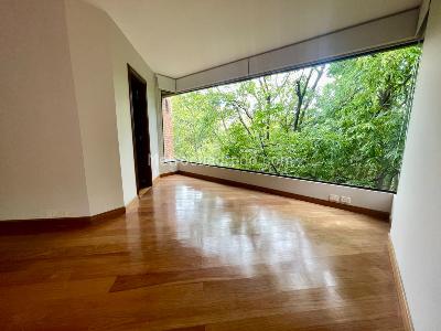 Apartamento de 3 alcobas en arriendo en Chico, Bogotá, 400 m² · foto 7 de 14