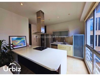 Apartamento de 3 alcobas en venta en Chico Virrey, Bogotá, 160 m² · foto 13 de 19