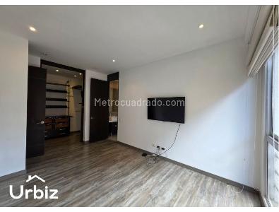 Apartamento de 3 alcobas en venta en Chico Virrey, Bogotá, 160 m² · foto 15 de 19