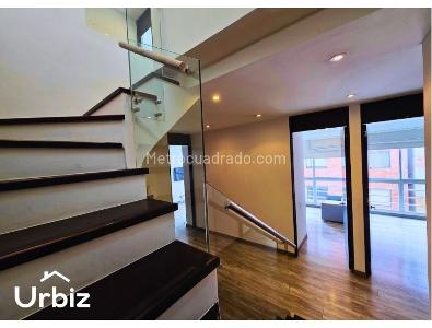 Apartamento de 3 alcobas en venta en Chico Virrey, Bogotá, 160 m² · foto 4 de 19