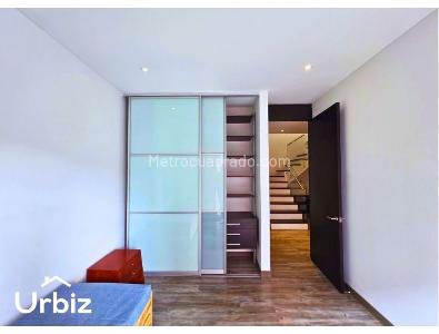 Apartamento de 3 alcobas en venta en Chico Virrey, Bogotá, 160 m² · foto 11 de 19