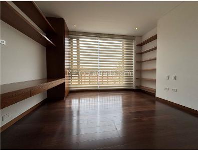 Apartamento de 4 alcobas en venta en Los Rosales, Bogotá, 350 m² · foto 11 de 17