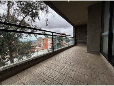 Apartamento de 4 alcobas en venta en Los Rosales, Bogotá, 350 m² · foto 3 de 17