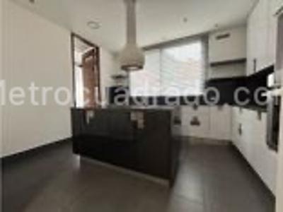 Apartamento de 4 alcobas en venta en Los Rosales, Bogotá, 350 m² · foto 6 de 17