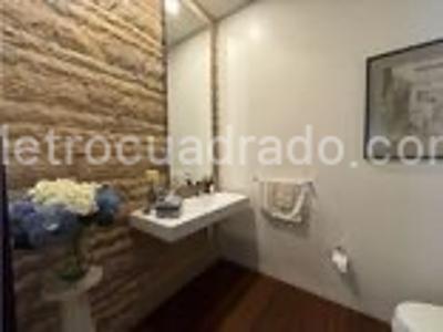 Apartamento de 4 alcobas en venta en La Cabrera, Bogotá, 356 m² · foto 9 de 12