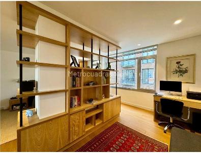 Apartamento de 1 alcoba en venta en Chico Norte, Bogotá, 155 m² · foto 16 de 20