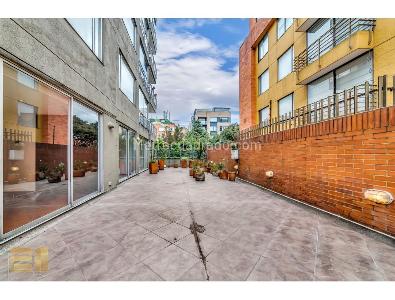 Apartamento de 3 alcobas en venta en Santa Ana Occidental, Bogotá, 138 m² · foto 4 de 11