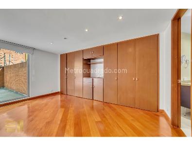 Apartamento de 3 alcobas en venta en Santa Ana Occidental, Bogotá, 138 m² · foto 7 de 11