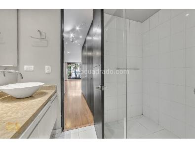 Apartamento de 2 alcobas en venta en Santa Barbara, Bogotá, 122 m² · foto 11 de 16