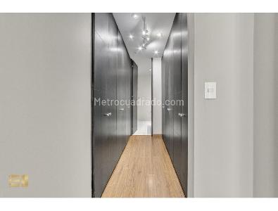 Apartamento de 2 alcobas en venta en Santa Barbara, Bogotá, 122 m² · foto 15 de 16