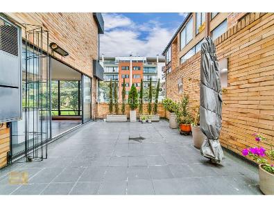 Apartamento de 2 alcobas en venta en Santa Barbara, Bogotá, 122 m² · foto 8 de 16
