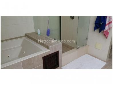 Apartamento en venta en Santa Barbara, Bogotá · foto 19 de 20