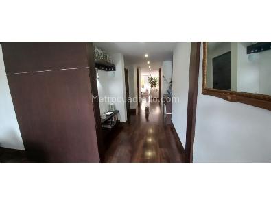 Apartamento de 3 alcobas en venta en Santa Ana Oriental, Bogotá, 350 m² · foto 3 de 20