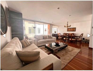 Apartamento en venta en San Patricio, Bogotá · foto 4 de 19