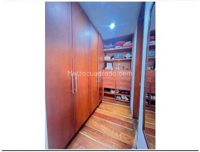 Apartamento en venta en San Patricio, Bogotá · foto 7 de 19