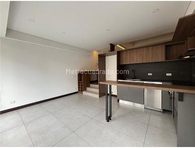 Apartamento de 2 alcobas en venta en Chico Virrey, Bogotá, 76 m² · foto 3 de 12