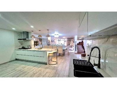 Casa de 3 alcobas en venta en Santa Barbara Alta, Bogotá, 381 m² · foto 19 de 20