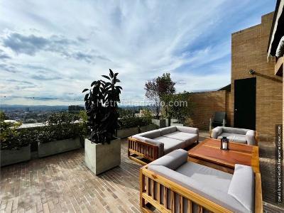 Apartamento de 3 alcobas en venta en Chico Alto, Bogotá, 355 m² · foto 5 de 20