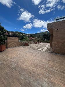Apartamento de 2 alcobas en venta en Santa Barbara Alta, Bogotá, 189 m² · foto 17 de 20